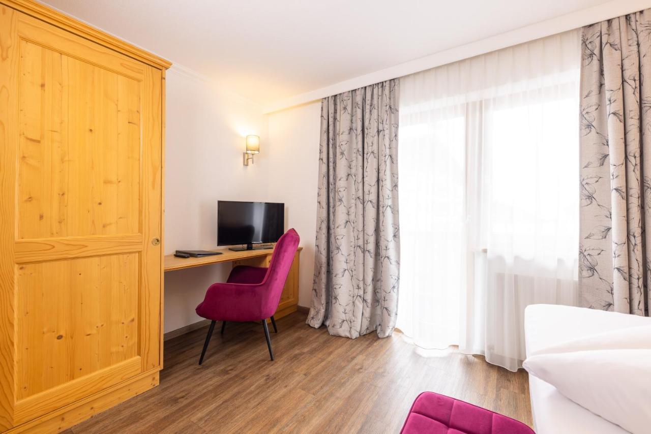 Hotel Alphof Stubaital Fulpmes Kültér fotó