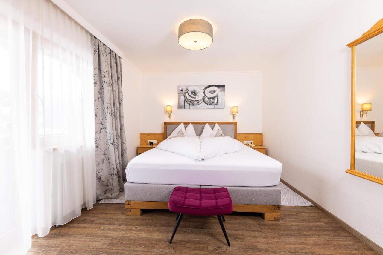 Hotel Alphof Stubaital Fulpmes Kültér fotó