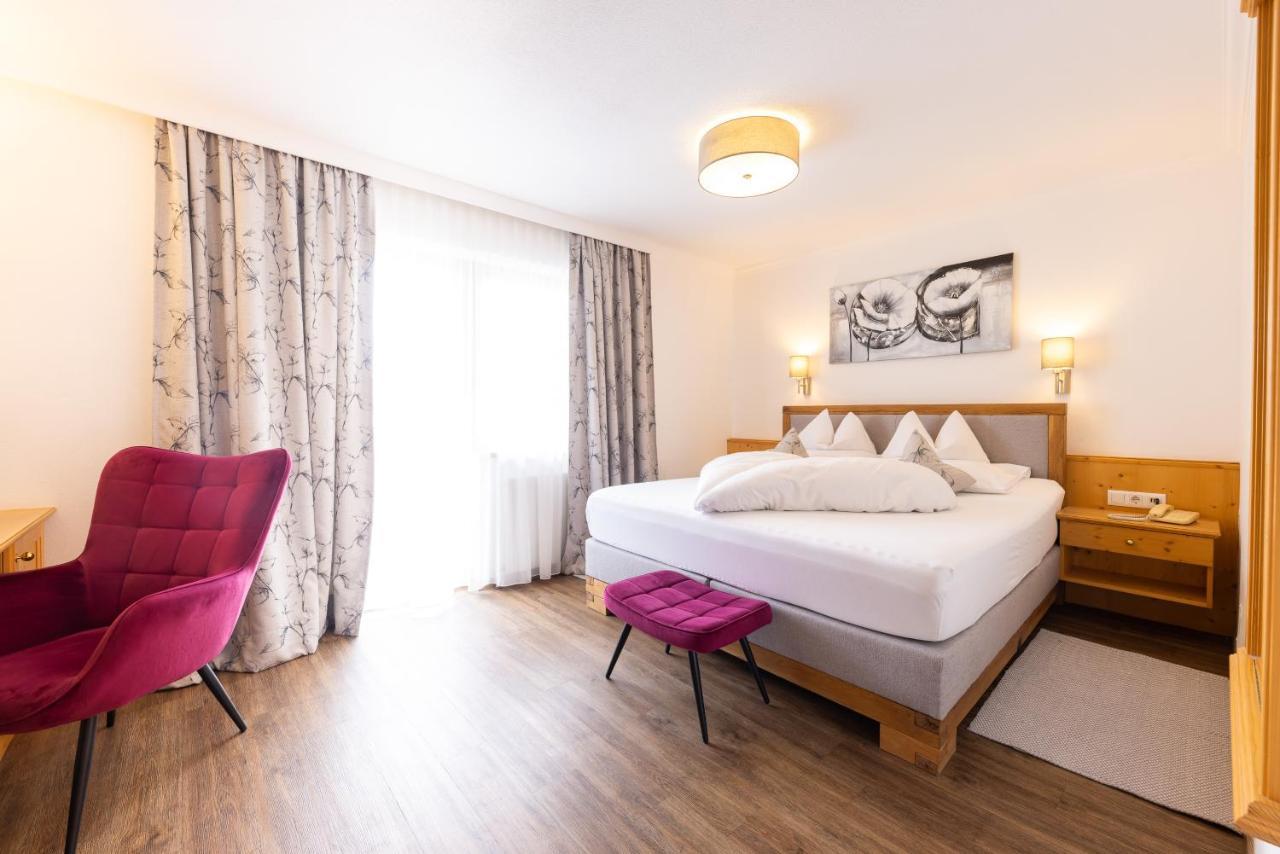 Hotel Alphof Stubaital Fulpmes Kültér fotó