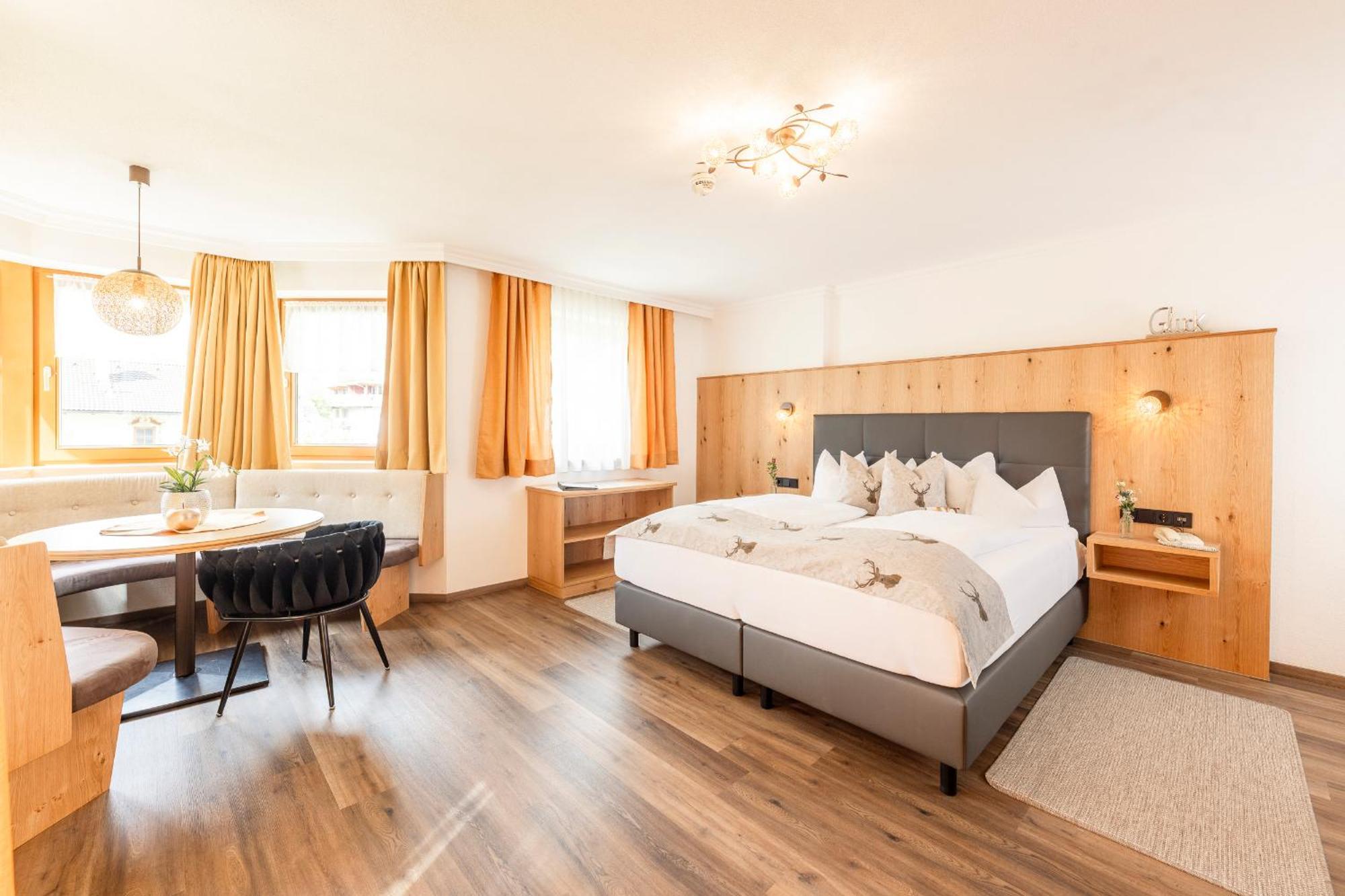 Hotel Alphof Stubaital Fulpmes Kültér fotó