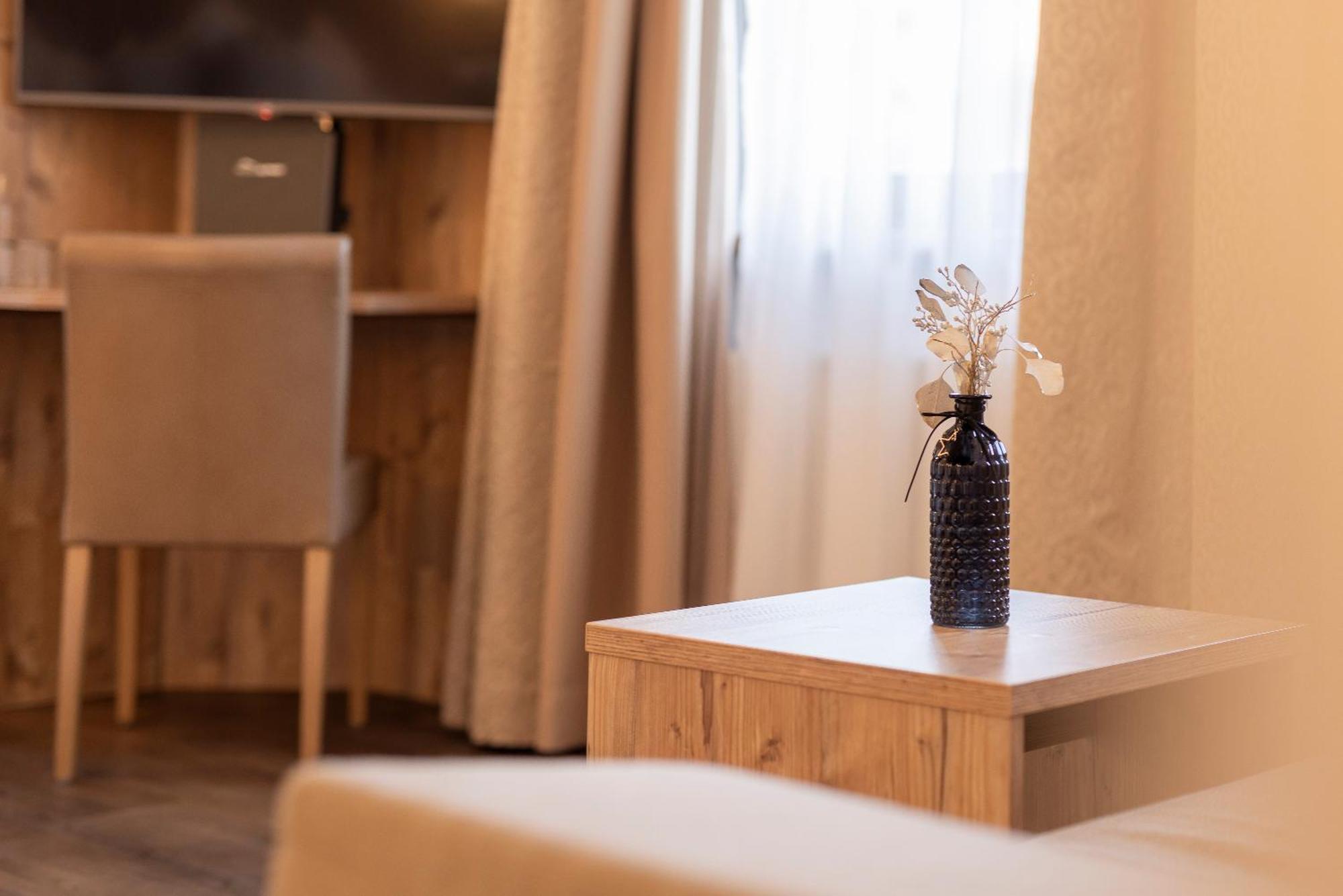Hotel Alphof Stubaital Fulpmes Kültér fotó